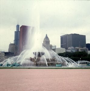 chicago-buckinghambrunnen im Teilregen