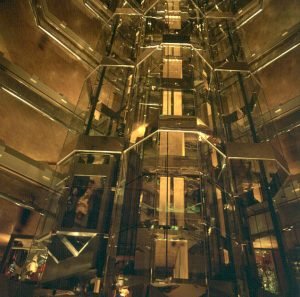 chicago-water-tower-place-3