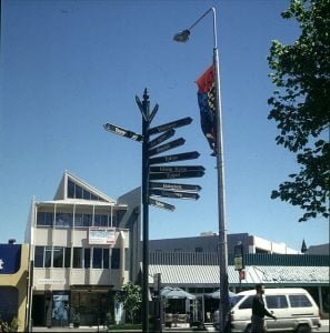 neuseeland-christchurch-wegweiser 2001