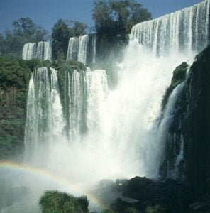 iguazu-falls-nah