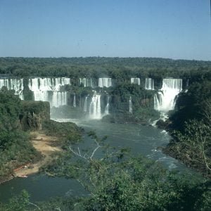 iguazu-falls-panorama-1