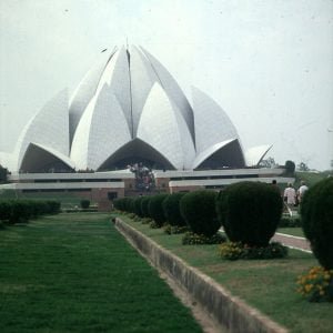Indien-Delhi-Bahaitempel-1999