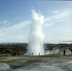 island-geysir-1
