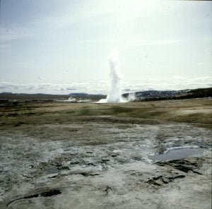 island-geysir-2