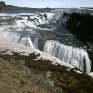 island-gullfoss-totale-2