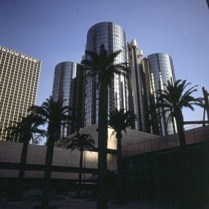 los-angeles-bonaventure-1