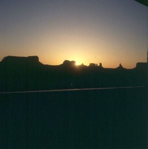 monument-valley-sonnenaufgang-1