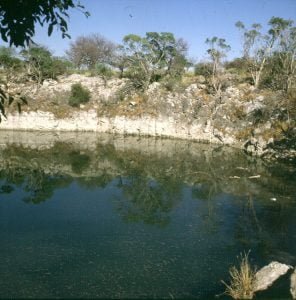 namibia-windhuk-wasserkrater 1987