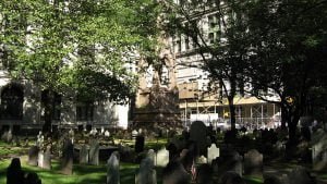 new-york-Trinityfriedhof in Downtown 2003