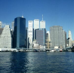 new-york-Wallstreetviertel mit Pier 17 1994