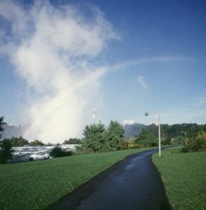 niagara-falls-morgen-weg