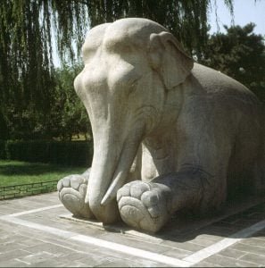 Peking Statuenallee 2000