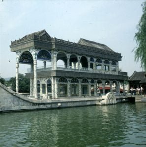 Peking-Sommerpalast Steinschiff 2000