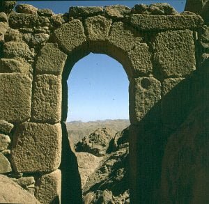 aegypten-sinai-horeb-gipfeltor 1981