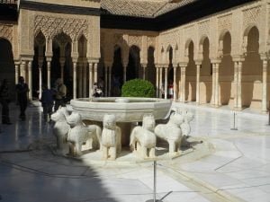 Traumschiff Alhambra-Loewenhof-2012