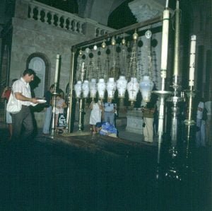 Jerusalem-Grabeskirche-Salbungsstein