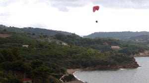 elba-paraglider