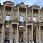 ephesus-hadrian-tempel