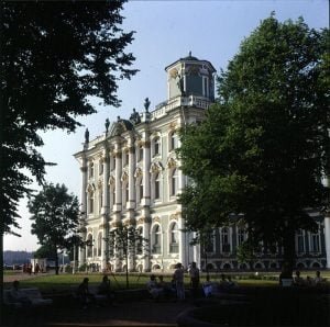 Leningrad-Winterpalast-noch ohne Souvenirstände
