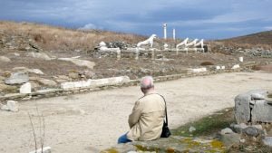 mykonos-loewen-irvin