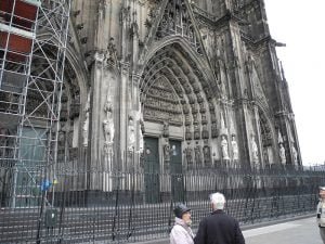 rhein-koelner-dom-seite