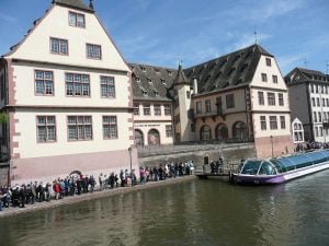 rhein-touristen-anleger-strassburg