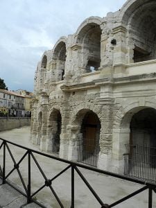 rhone-arles-aussen