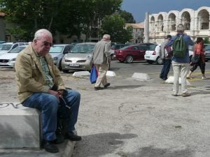 rhone-arles-ziemlich erschöpft