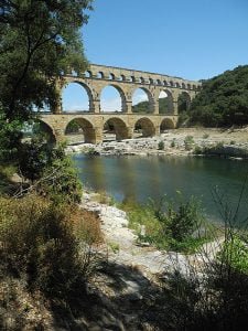 rhone-pont du gard