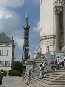 rhone-lyon-turm