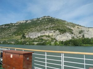 rhone-ufer-natur