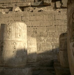 Totentempel-Medinet Habu 2.Hof