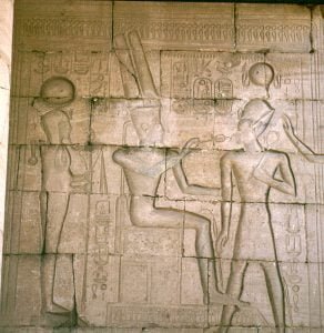Totentempel-Medinet Habu-RamsesIII-Henkelkreuz